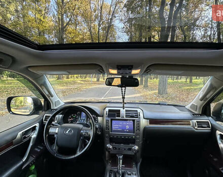 Серый Лексус ГХ, объемом двигателя 4.6 л и пробегом 278 тыс. км за 29999 $, фото 2 на Automoto.ua