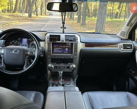 Серый Лексус ГХ, объемом двигателя 4.6 л и пробегом 278 тыс. км за 29999 $, фото 12 на Automoto.ua