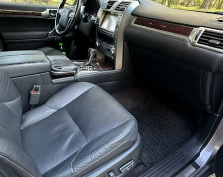 Серый Лексус ГХ, объемом двигателя 4.6 л и пробегом 278 тыс. км за 29999 $, фото 4 на Automoto.ua