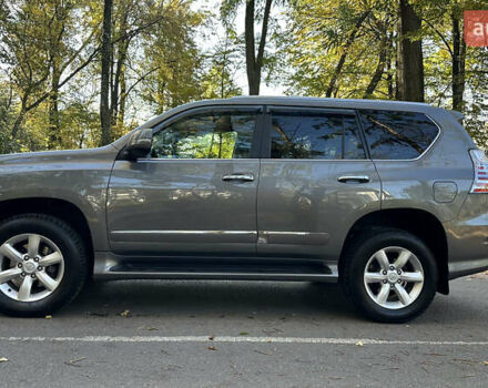 Серый Лексус ГХ, объемом двигателя 4.6 л и пробегом 278 тыс. км за 29999 $, фото 32 на Automoto.ua