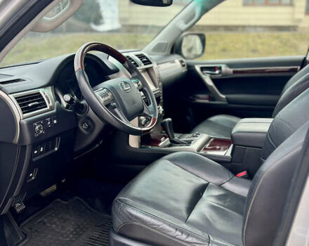 Серый Лексус ГХ, объемом двигателя 4.6 л и пробегом 38 тыс. км за 35555 $, фото 29 на Automoto.ua