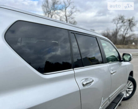 Серый Лексус ГХ, объемом двигателя 4.6 л и пробегом 38 тыс. км за 35555 $, фото 14 на Automoto.ua