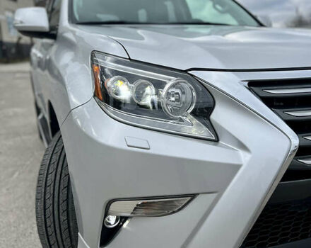 Серый Лексус ГХ, объемом двигателя 4.6 л и пробегом 38 тыс. км за 35555 $, фото 9 на Automoto.ua