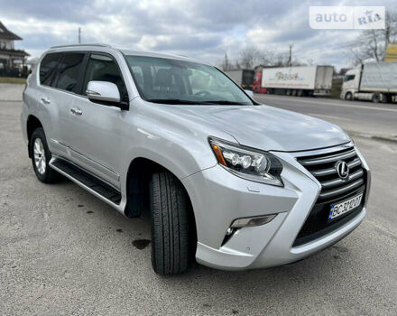 Серый Лексус ГХ, объемом двигателя 4.6 л и пробегом 38 тыс. км за 35555 $, фото 7 на Automoto.ua