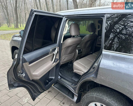 Сірий Лексус ГХ, об'ємом двигуна 4.61 л та пробігом 115 тис. км за 52700 $, фото 59 на Automoto.ua