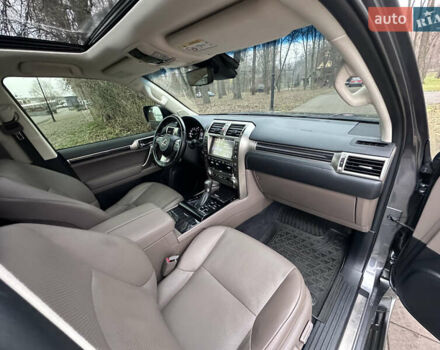 Сірий Лексус ГХ, об'ємом двигуна 4.61 л та пробігом 115 тис. км за 52700 $, фото 48 на Automoto.ua