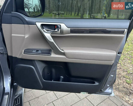 Сірий Лексус ГХ, об'ємом двигуна 4.61 л та пробігом 115 тис. км за 52700 $, фото 51 на Automoto.ua
