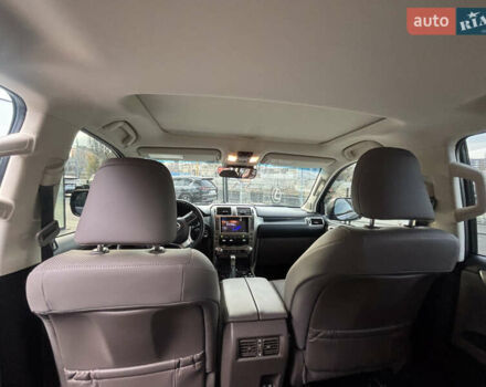 Серый Лексус ГХ, объемом двигателя 4.61 л и пробегом 32 тыс. км за 59800 $, фото 12 на Automoto.ua