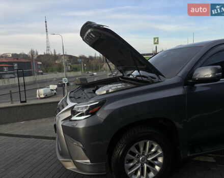 Серый Лексус ГХ, объемом двигателя 4.61 л и пробегом 32 тыс. км за 59800 $, фото 6 на Automoto.ua