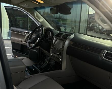 Серый Лексус ГХ, объемом двигателя 4.6 л и пробегом 32 тыс. км за 59800 $, фото 6 на Automoto.ua