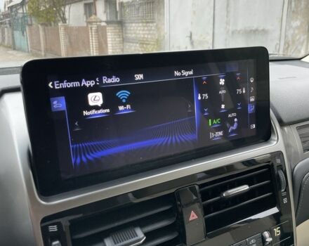 Серый Лексус ГХ, объемом двигателя 4.6 л и пробегом 49 тыс. км за 39000 $, фото 10 на Automoto.ua