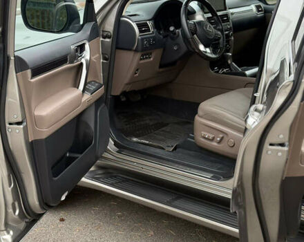 Лексус ГХ 2023 у Харкові на Automoto.ua Сірий Лексус ГХ, об'ємом двигуна 4.61 л та пробігом 29 тис. км за 69500 $, фото 13 на Automoto.ua