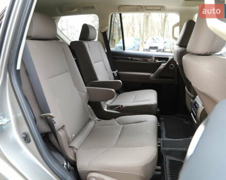 Сірий Лексус ГХ, об'ємом двигуна 4.61 л та пробігом 29 тис. км за 67000 $, фото 12 на Automoto.ua