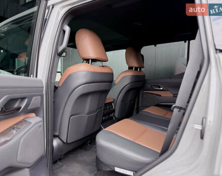Сірий Лексус ГХ, об'ємом двигуна 3.45 л та пробігом 4 тис. км за 101200 $, фото 15 на Automoto.ua