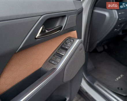 Сірий Лексус ГХ, об'ємом двигуна 3.45 л та пробігом 4 тис. км за 101200 $, фото 16 на Automoto.ua