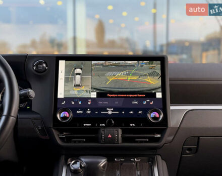 Сірий Лексус ГХ, об'ємом двигуна 3.45 л та пробігом 4 тис. км за 101200 $, фото 24 на Automoto.ua