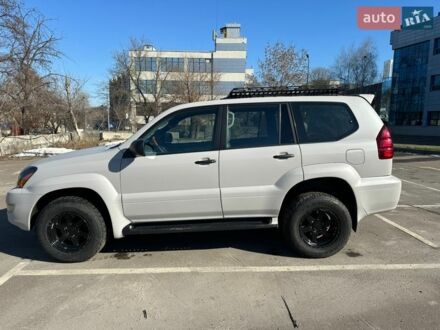 Серый Лексус ГХ, объемом двигателя 4.66 л и пробегом 344 тыс. км за 12400 $, фото 1 на Automoto.ua