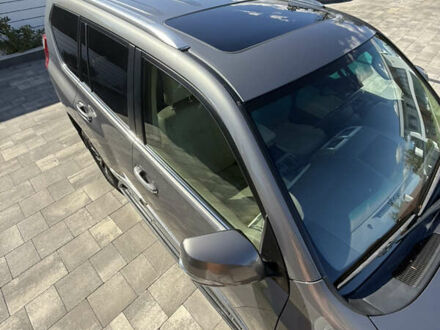 Серый Лексус ГХ, объемом двигателя 4.61 л и пробегом 194 тыс. км за 25000 $, фото 1 на Automoto.ua