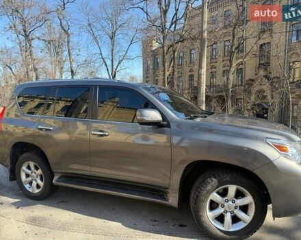 Серый Лексус ГХ, объемом двигателя 4.61 л и пробегом 174 тыс. км за 25800 $, фото 1 на Automoto.ua