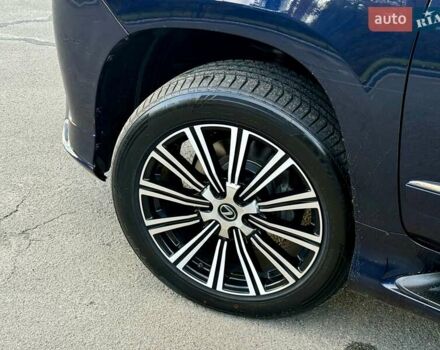 Лексус ГХ 2017 у Києві на Automoto.ua Синій Лексус ГХ, об'ємом двигуна 4.61 л та пробігом 350 тис. км за 37200 $, фото 15 на Automoto.ua