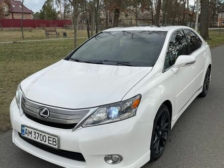 Белый Лексус ХС, объемом двигателя 2.36 л и пробегом 227 тыс. км за 8500 $, фото 1 на Automoto.ua