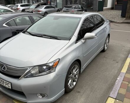 Серый Лексус ХС, объемом двигателя 2.4 л и пробегом 150 тыс. км за 10900 $, фото 1 на Automoto.ua