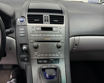 Серый Лексус ХС, объемом двигателя 2.4 л и пробегом 150 тыс. км за 10900 $, фото 7 на Automoto.ua