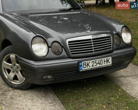 Білий Лексус ІС, об'ємом двигуна 2 л та пробігом 165 тис. км за 18800 $, фото 26 на Automoto.ua