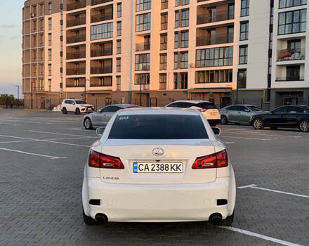Белый Лексус ИС, объемом двигателя 2.5 л и пробегом 231 тыс. км за 7500 $, фото 5 на Automoto.ua