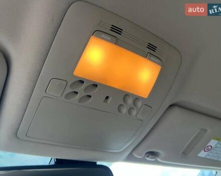 Білий Лексус ІС, об'ємом двигуна 2.2 л та пробігом 351 тис. км за 8990 $, фото 32 на Automoto.ua