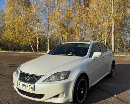 Білий Лексус ІС, об'ємом двигуна 2.5 л та пробігом 136 тис. км за 9500 $, фото 1 на Automoto.ua