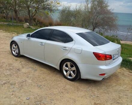 Белый Лексус ИС, объемом двигателя 3 л и пробегом 190 тыс. км за 8500 $, фото 3 на Automoto.ua