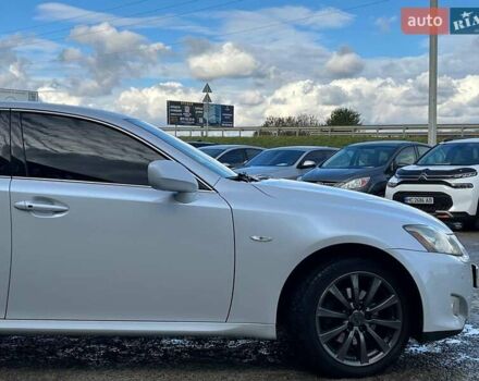 Білий Лексус ІС, об'ємом двигуна 2.2 л та пробігом 351 тис. км за 8990 $, фото 11 на Automoto.ua