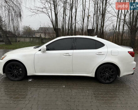 Білий Лексус ІС, об'ємом двигуна 2.5 л та пробігом 320 тис. км за 7500 $, фото 3 на Automoto.ua