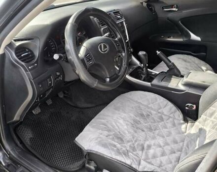 Білий Лексус ІС, об'ємом двигуна 2.23 л та пробігом 240 тис. км за 5499 $, фото 7 на Automoto.ua