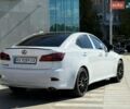 Белый Лексус ИС, объемом двигателя 2.2 л и пробегом 167 тыс. км за 5700 $, фото 7 на Automoto.ua