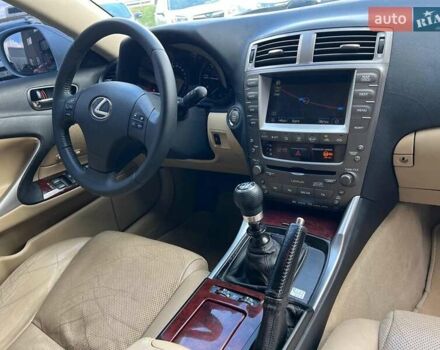 Білий Лексус ІС, об'ємом двигуна 2.2 л та пробігом 351 тис. км за 8990 $, фото 42 на Automoto.ua