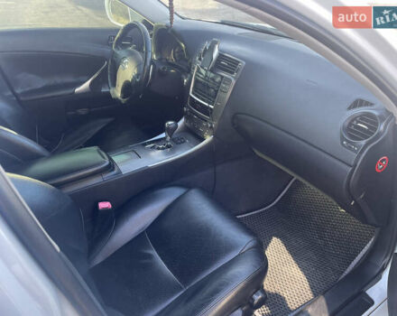 Белый Лексус ИС, объемом двигателя 3 л и пробегом 290 тыс. км за 7100 $, фото 13 на Automoto.ua