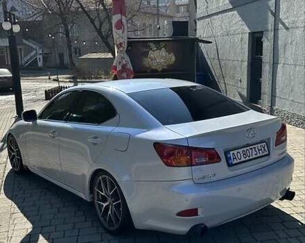Белый Лексус ИС, объемом двигателя 3 л и пробегом 254 тыс. км за 10100 $, фото 1 на Automoto.ua