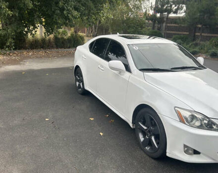 Лексус ИС 2008 в Киеве на Automoto.ua Белый Лексус ИС, объемом двигателя 2.5 л и пробегом 183 тыс. км за 10300 $, фото 2 на Automoto.ua