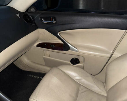 Білий Лексус ІС, об'ємом двигуна 3 л та пробігом 264 тис. км за 9990 $, фото 20 на Automoto.ua