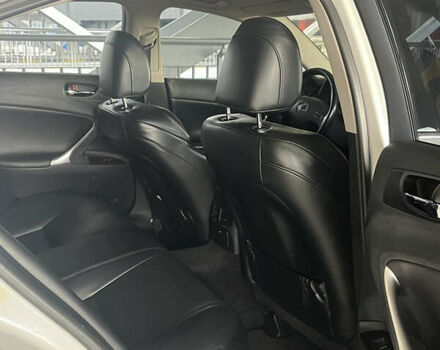 Белый Лексус ИС, объемом двигателя 2.5 л и пробегом 230 тыс. км за 10300 $, фото 35 на Automoto.ua