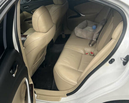 Лексус ИС 2008 в Киеве на Automoto.ua Белый Лексус ИС, объемом двигателя 2.5 л и пробегом 183 тыс. км за 10300 $, фото 9 на Automoto.ua