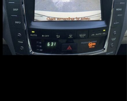 Білий Лексус ІС, об'ємом двигуна 2.5 л та пробігом 136 тис. км за 11300 $, фото 1 на Automoto.ua