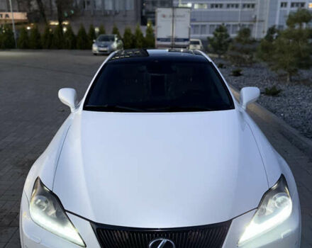 Білий Лексус ІС, об'ємом двигуна 3 л та пробігом 264 тис. км за 9990 $, фото 1 на Automoto.ua