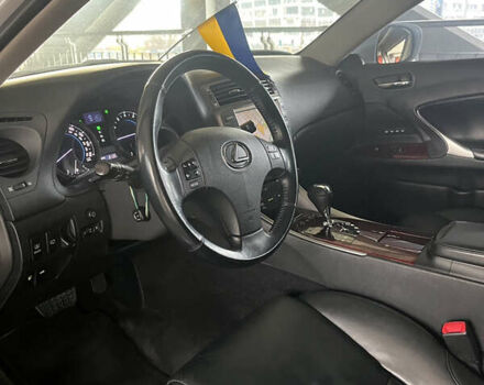 Белый Лексус ИС, объемом двигателя 2.5 л и пробегом 230 тыс. км за 10300 $, фото 20 на Automoto.ua