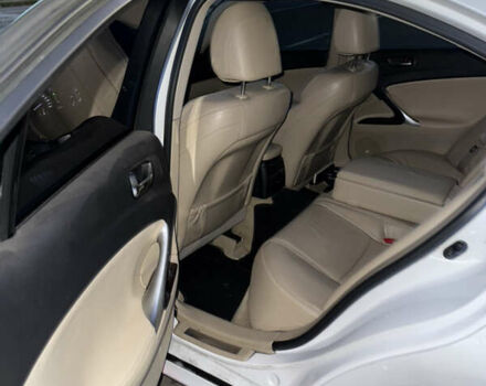 Білий Лексус ІС, об'ємом двигуна 3 л та пробігом 264 тис. км за 9990 $, фото 23 на Automoto.ua