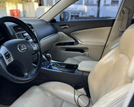 Лексус ІС 2011 у Одесі на Automoto.ua Білий Лексус ІС, об'ємом двигуна 2.5 л та пробігом 159 тис. км за 13000 $, фото 7 на Automoto.ua