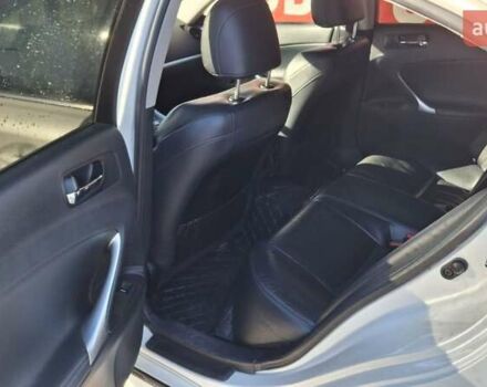 Белый Лексус ИС, объемом двигателя 2.5 л и пробегом 197 тыс. км за 10800 $, фото 11 на Automoto.ua