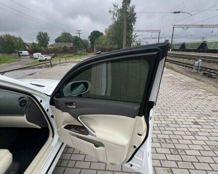 Білий Лексус ІС, об'ємом двигуна 2.5 л та пробігом 257 тис. км за 11000 $, фото 53 на Automoto.ua